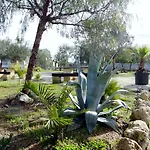 Lilybeo Village Kamp alanı